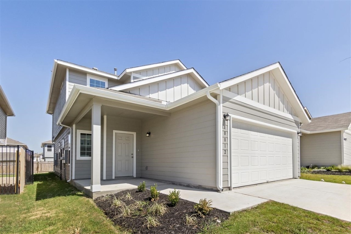 a view of a house with a outdoor space