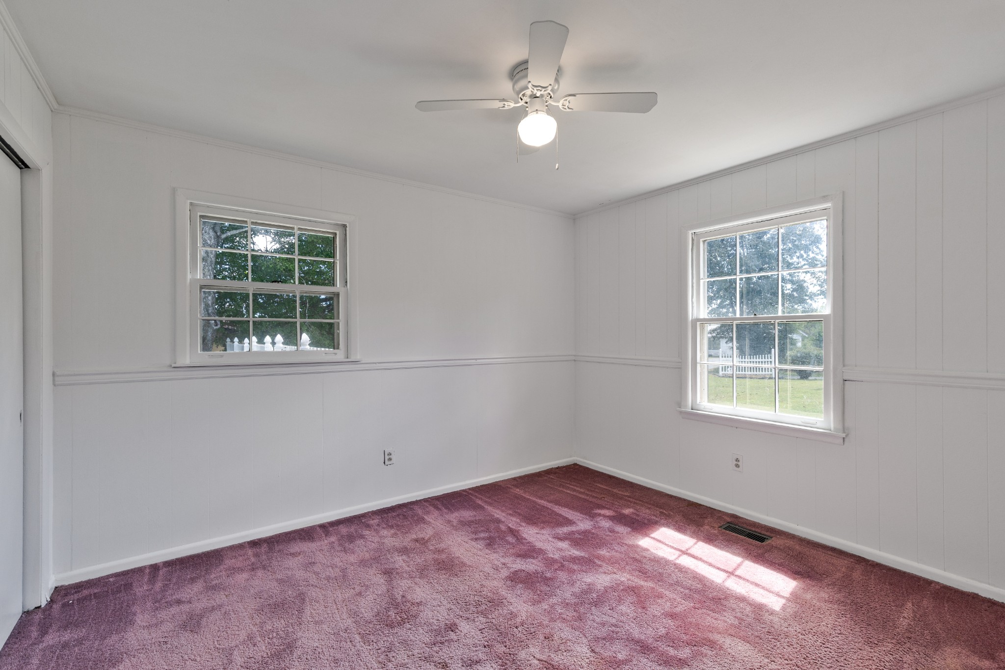406 Asia Road Winchester, TN 37398 - Photo 21 of 30 an empty room with a window