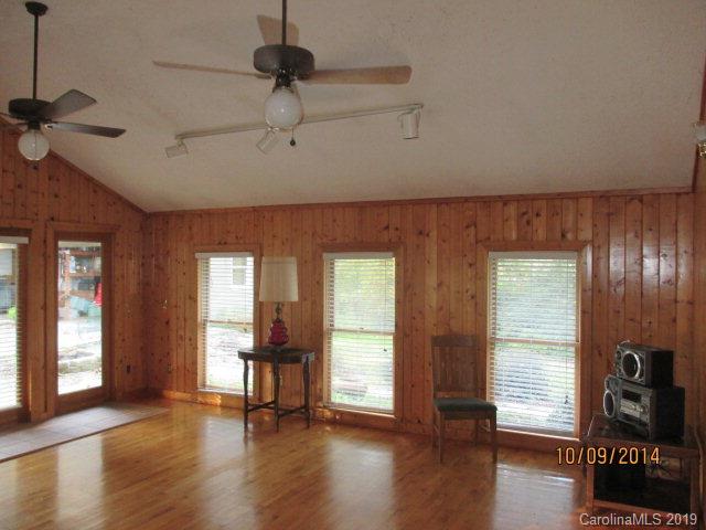 180 Hidden View Loop Marion, NC 28752 - Photo 22 of 46 Gallery Image 22