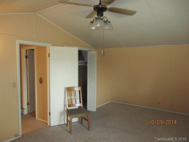 180 Hidden View Loop Marion, NC 28752 - Photo 36 of 46 Gallery Image 36