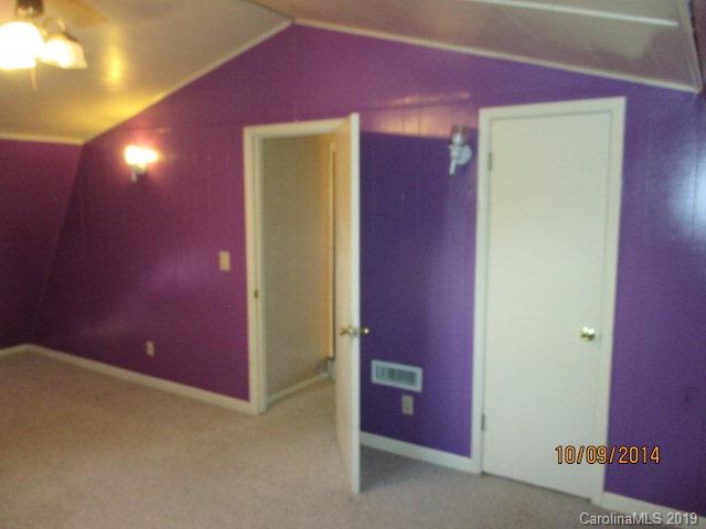 180 Hidden View Loop Marion, NC 28752 - Photo 38 of 46 Gallery Image 38