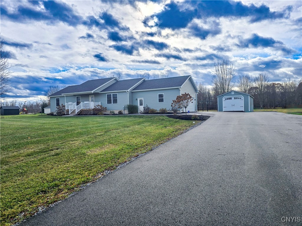 8921 Lake Road Lenox, NY 13032 - Photo 2 of 45