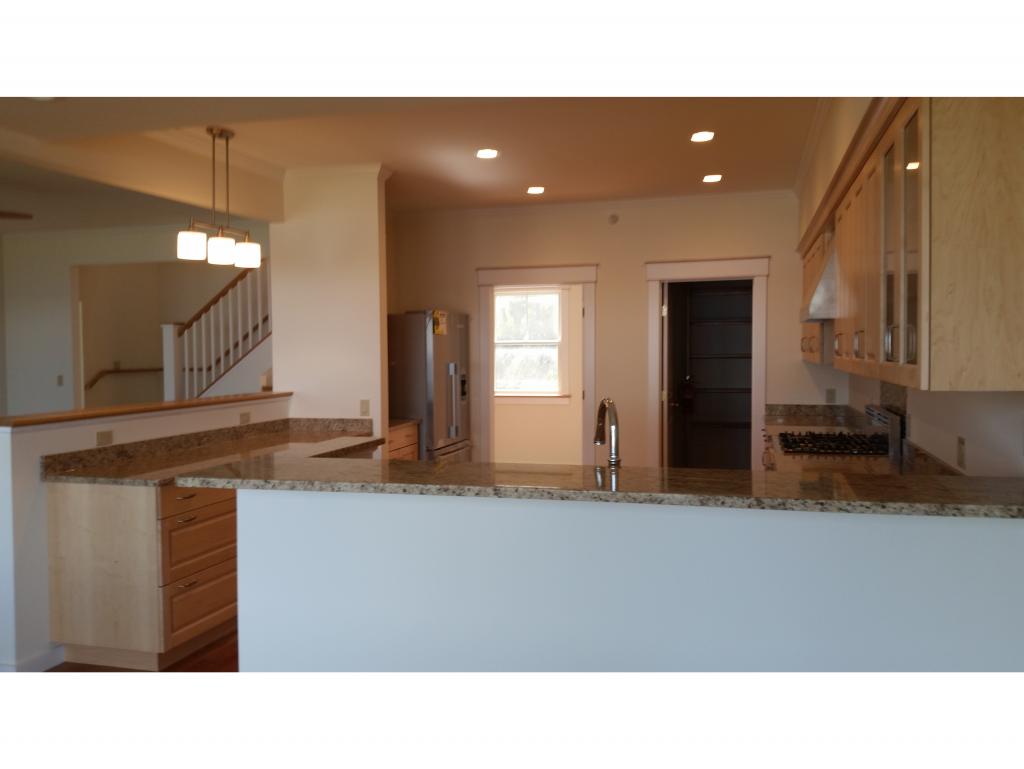 715 Bay Road, Unit 715 Shelburne, VT 05482 - Photo 5 of 10 Gallery Image 5