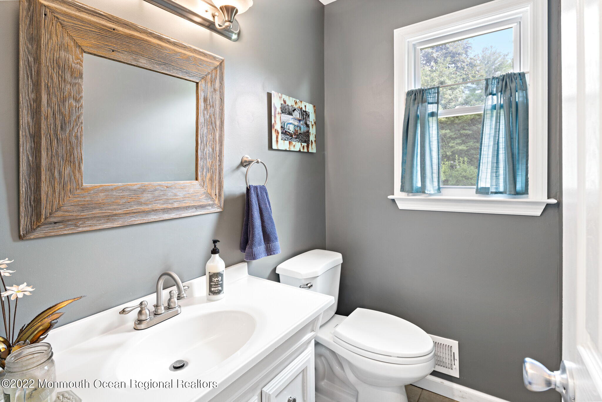 62 Three Brooks Road Freehold, NJ 07728 - Photo 19 of 41 035-original-photo