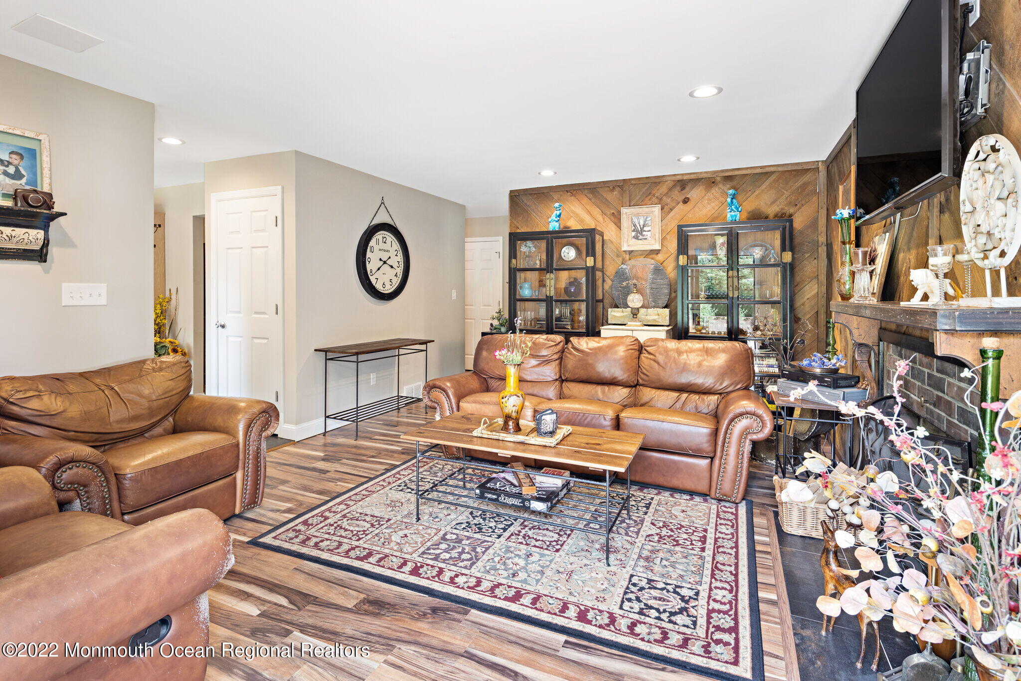 62 Three Brooks Road Freehold, NJ 07728 - Photo 23 of 41 041-original-photo