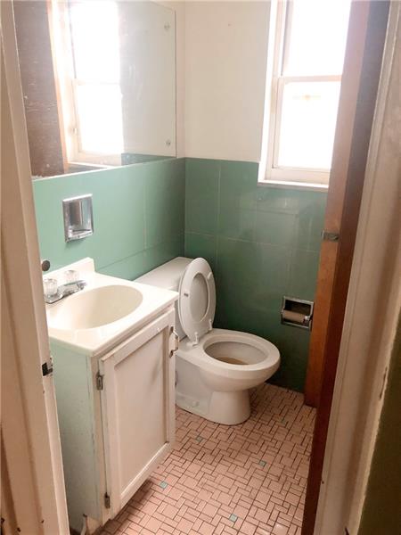 1900 Brushcliff Road Churchill, PA 15221 - Photo 10 of 12 Gallery Image 10