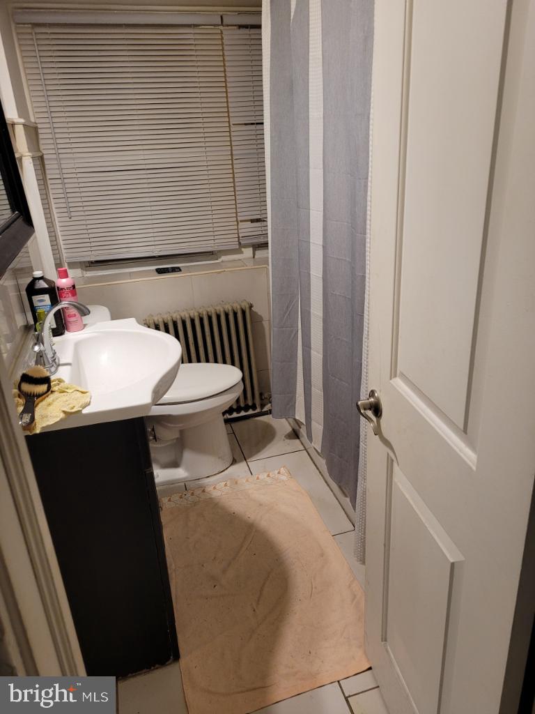 39 Brandon Road Upper Darby, PA 19082 - Photo 4 of 8