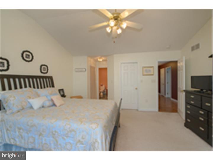 1402 Hillpoint Circle Sinking Spring, PA 19608 - Photo 13 of 21