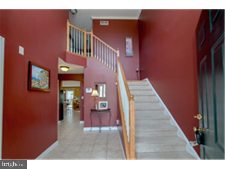 1402 Hillpoint Circle Sinking Spring, PA 19608 - Photo 4 of 21