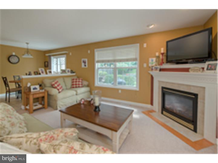 1402 Hillpoint Circle Sinking Spring, PA 19608 - Photo 8 of 21