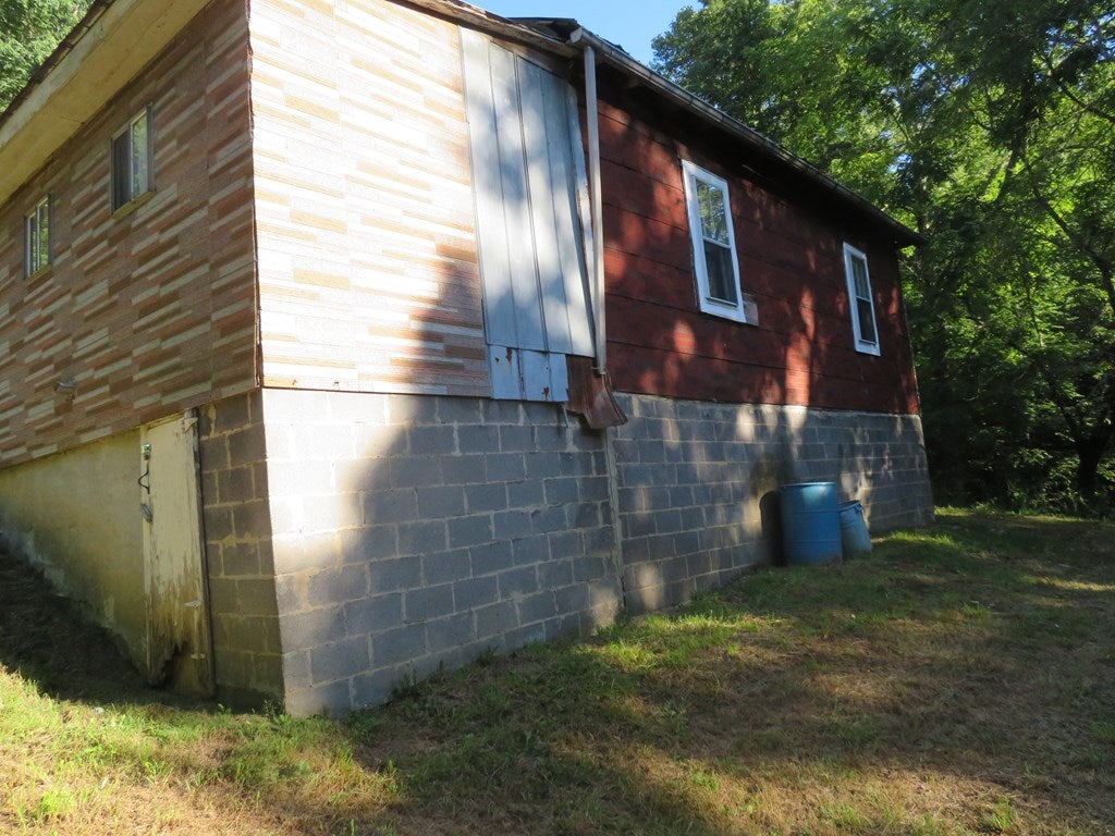 5156 Chicken Rdg Road Jewell Ridge, VA 24622 - Photo 21 of 21 Gallery Image 21
