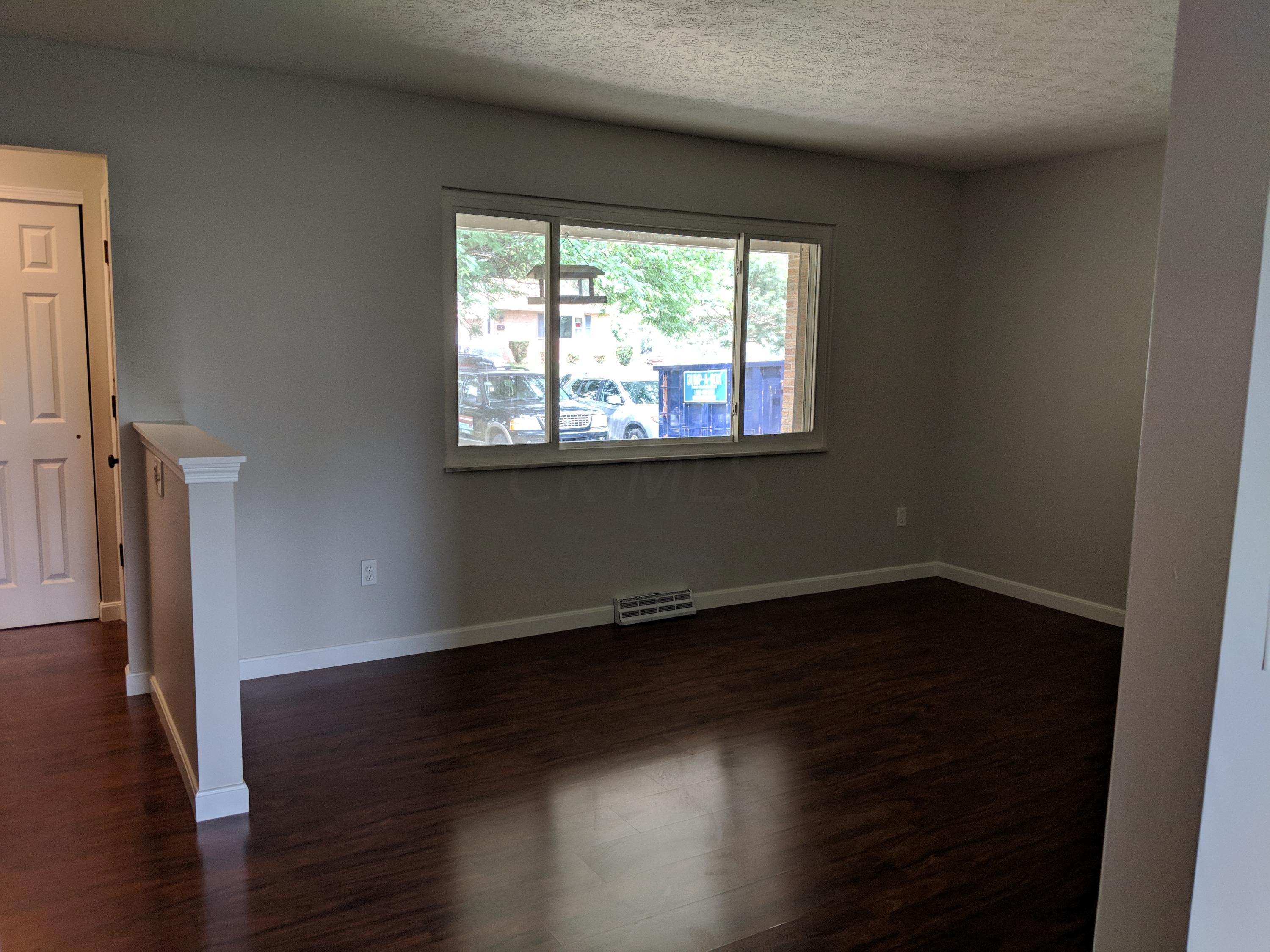 1867 Fairhaven Road Columbus, OH 43229 - Photo 12 of 25 Gallery Image 12