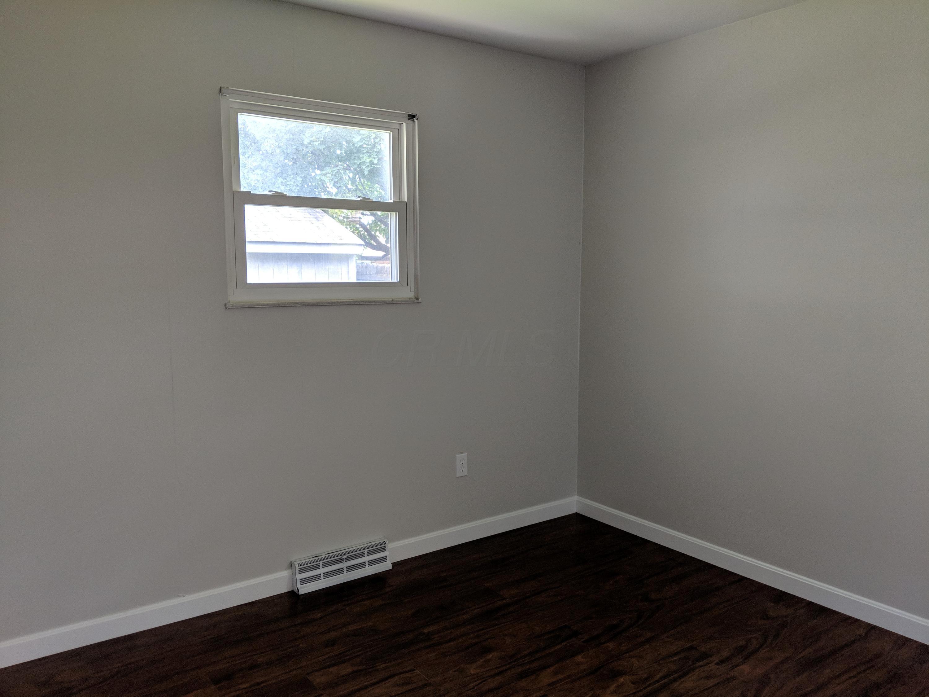 1867 Fairhaven Road Columbus, OH 43229 - Photo 19 of 25 Gallery Image 19