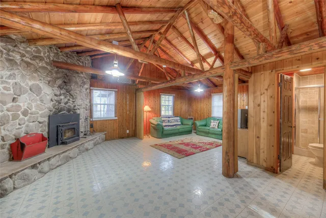 $149,900 | 156 Bald Eagle Drive, Livingston, TX 77351