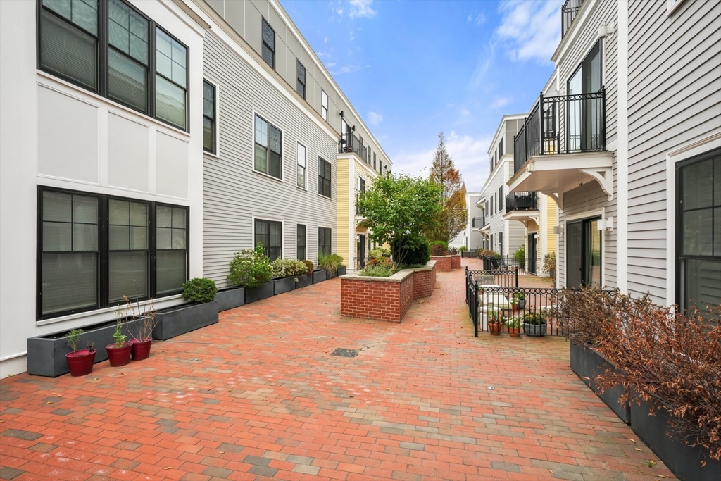 205 E Street, Unit 8N Boston, MA 02127 - Photo 23 of 29 a view of outdoor space yard and porch