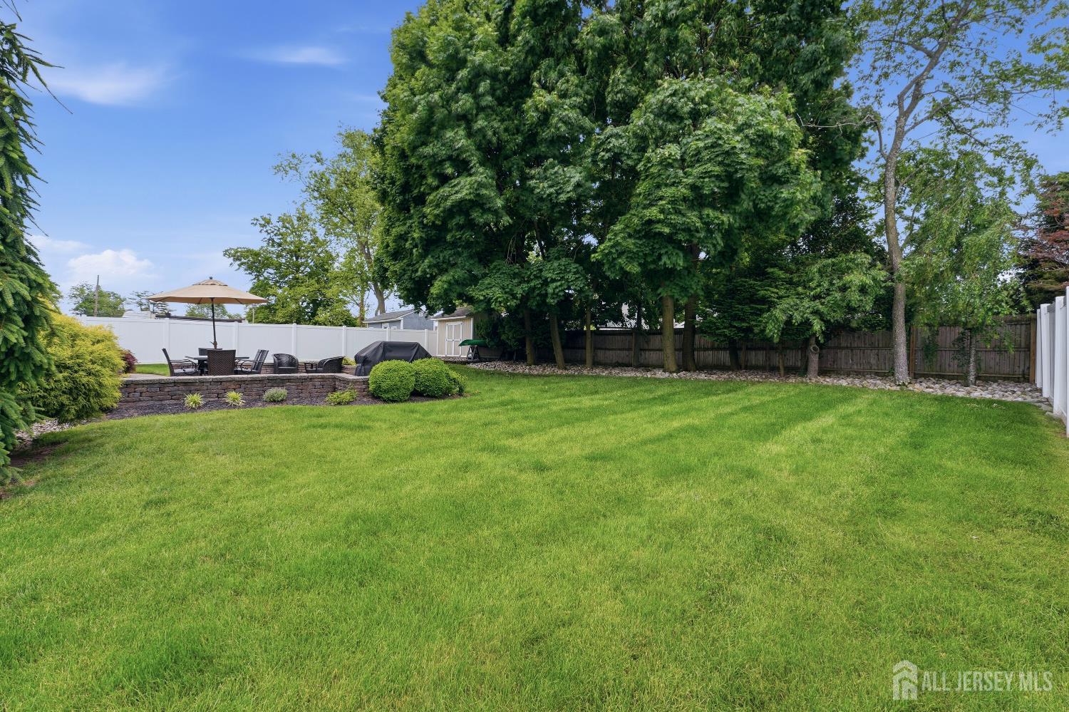 31 Middle Hill Road Colonia, NJ 07067 - Photo 39 of 50