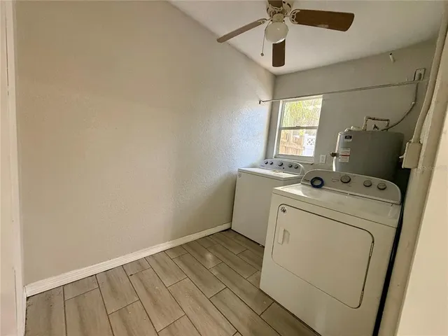 a view of utility room