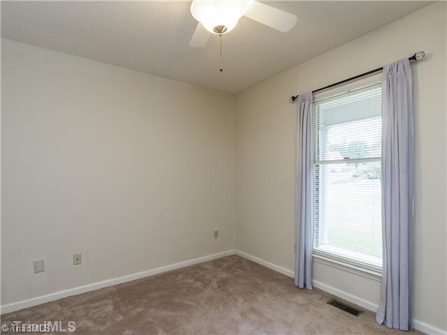 902 South Ridge Road Burlington, NC 27217 - Photo 14 of 16 3rd Bedroom.