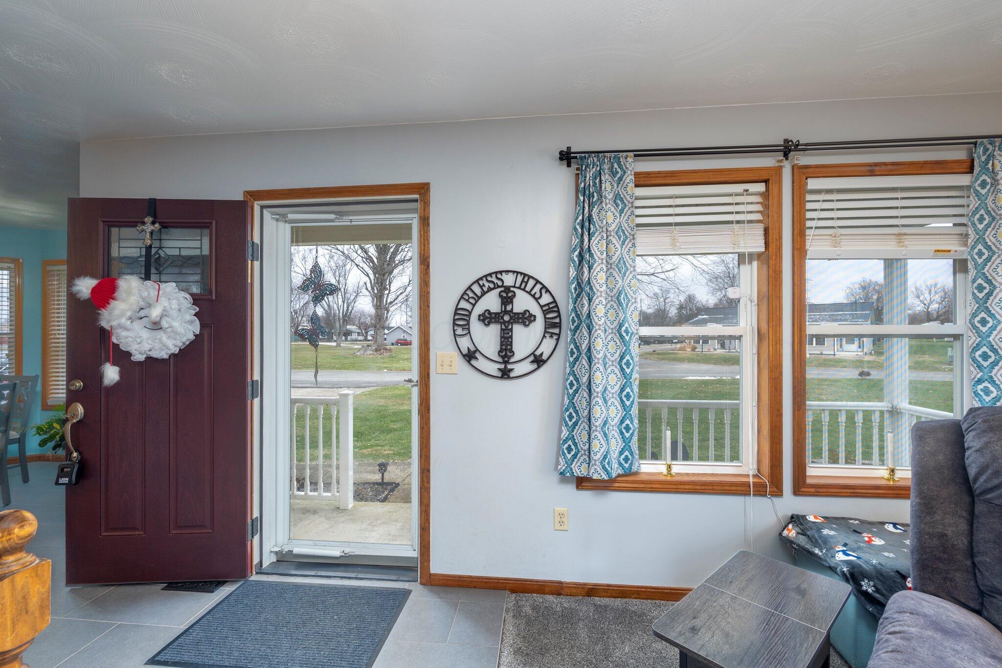 139 Rolfe Drive Sabina, OH 45169 - Photo 5 of 35 08-139RolfeDr-001