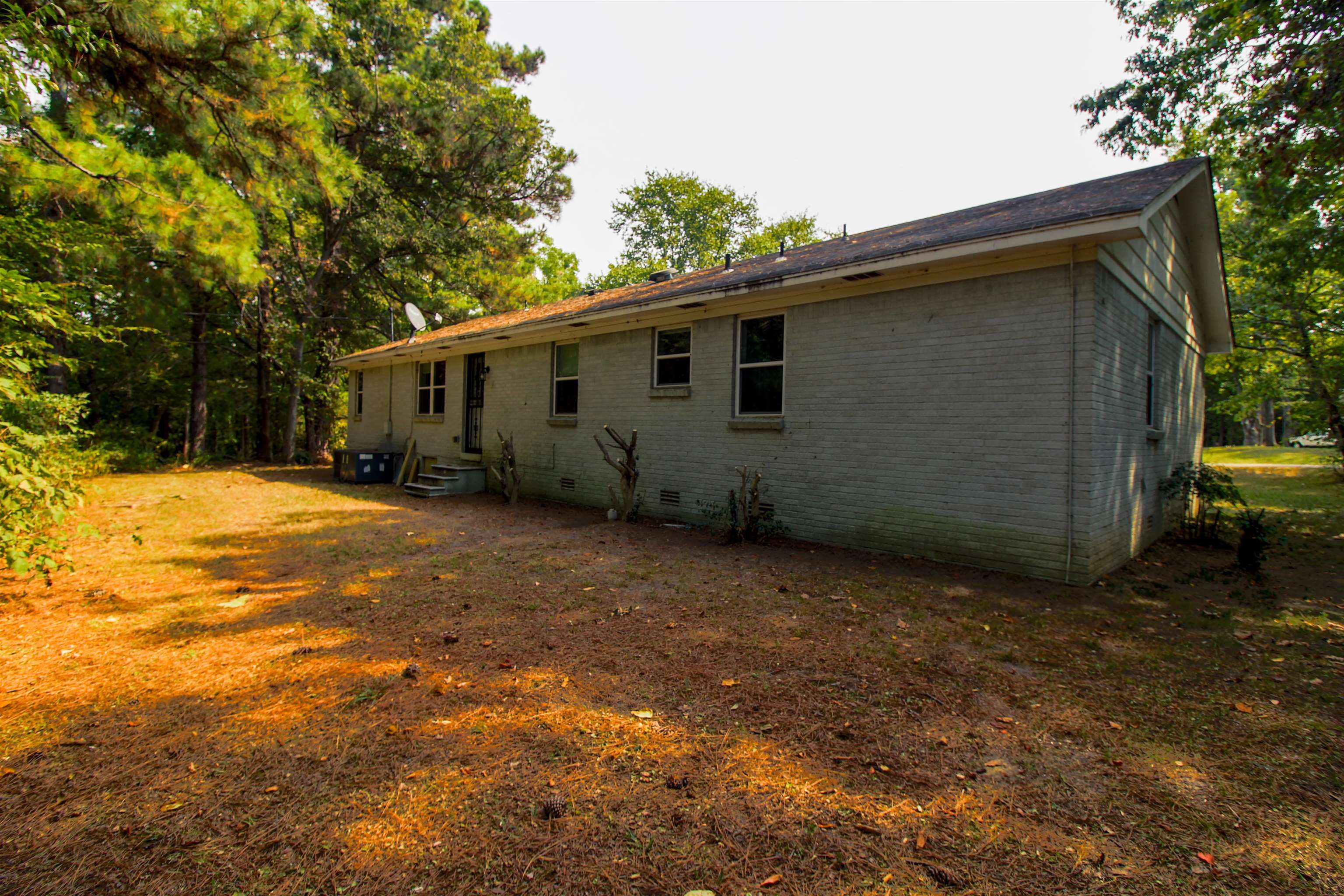 2089 Ralph Road Covington, TN 38019 - Photo 24 of 28 Rear view of property featuring crawl space
