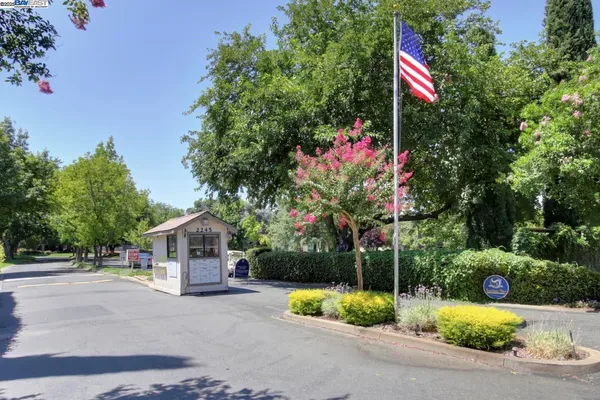 $339,000 | 3036 Swallows Nest Drive, Sacramento, CA 95833