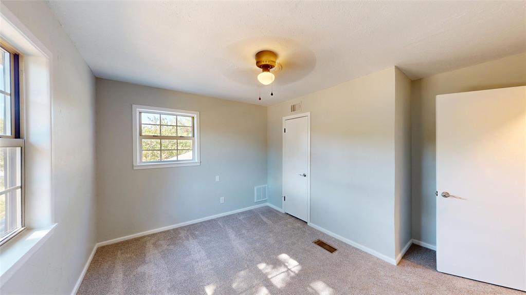1105 South Ridgeway Drive Cleburne, TX 76033 - Photo 22 of 31 Gallery Image 22