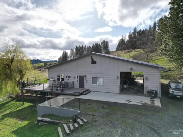 $575,000 | 4633 Harmony Heights Road, Orofino, ID 83544