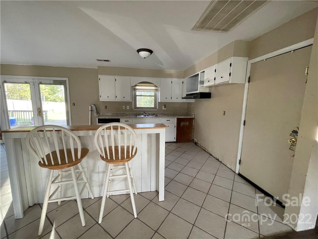 3548 Deal Mill Road Hudson, NC 28638 - Photo 4 of 15 Gallery Image 4
