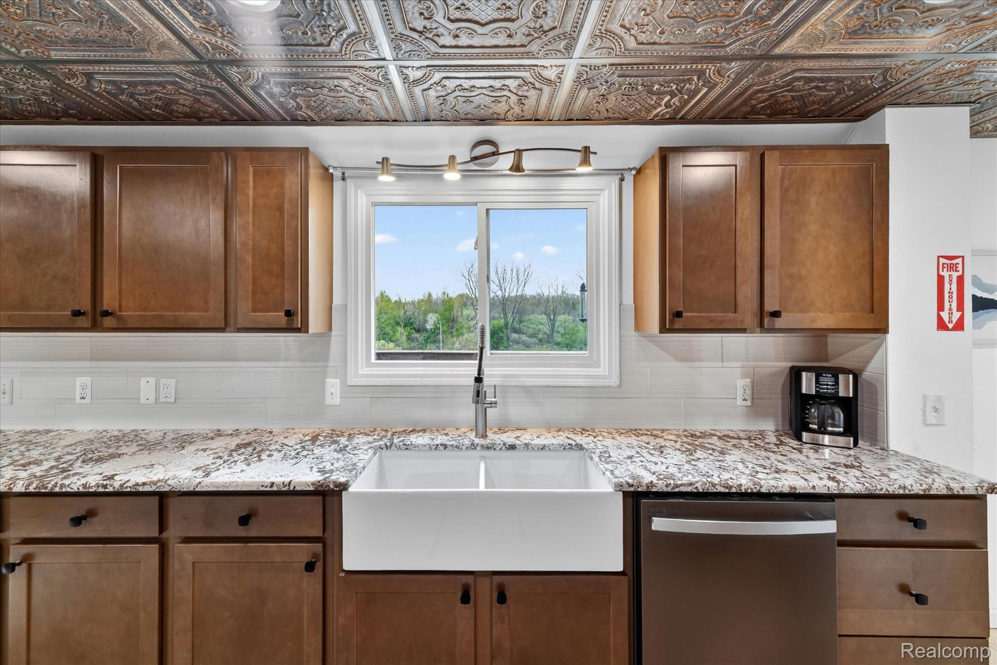 11280 Hegel Road Goodrich, MI 48438 - Photo 10 of 61 15-11280-Hegel-Rd-Goodrich-MI-48438-WindowStill.jpg