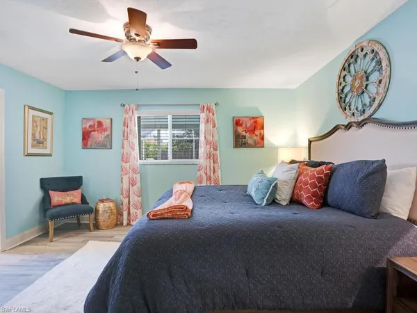 $4,000 | 625 97th Avenue North, Naples, FL 34108