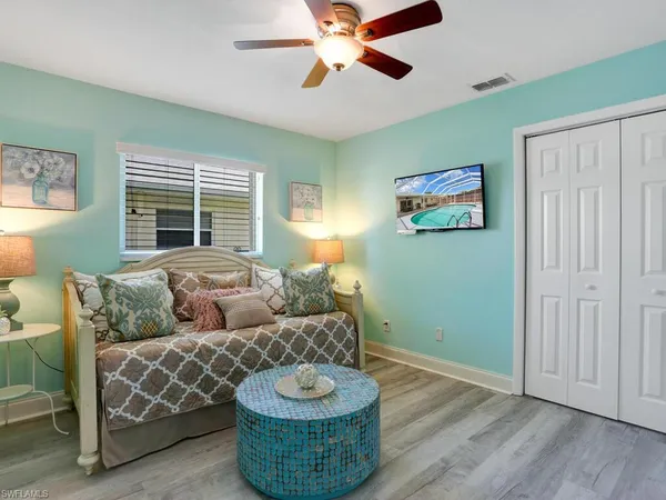 $4,000 | 625 97th Avenue North, Naples, FL 34108