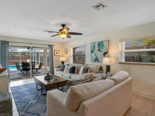 $4,000 | 625 97th Avenue North, Naples, FL 34108