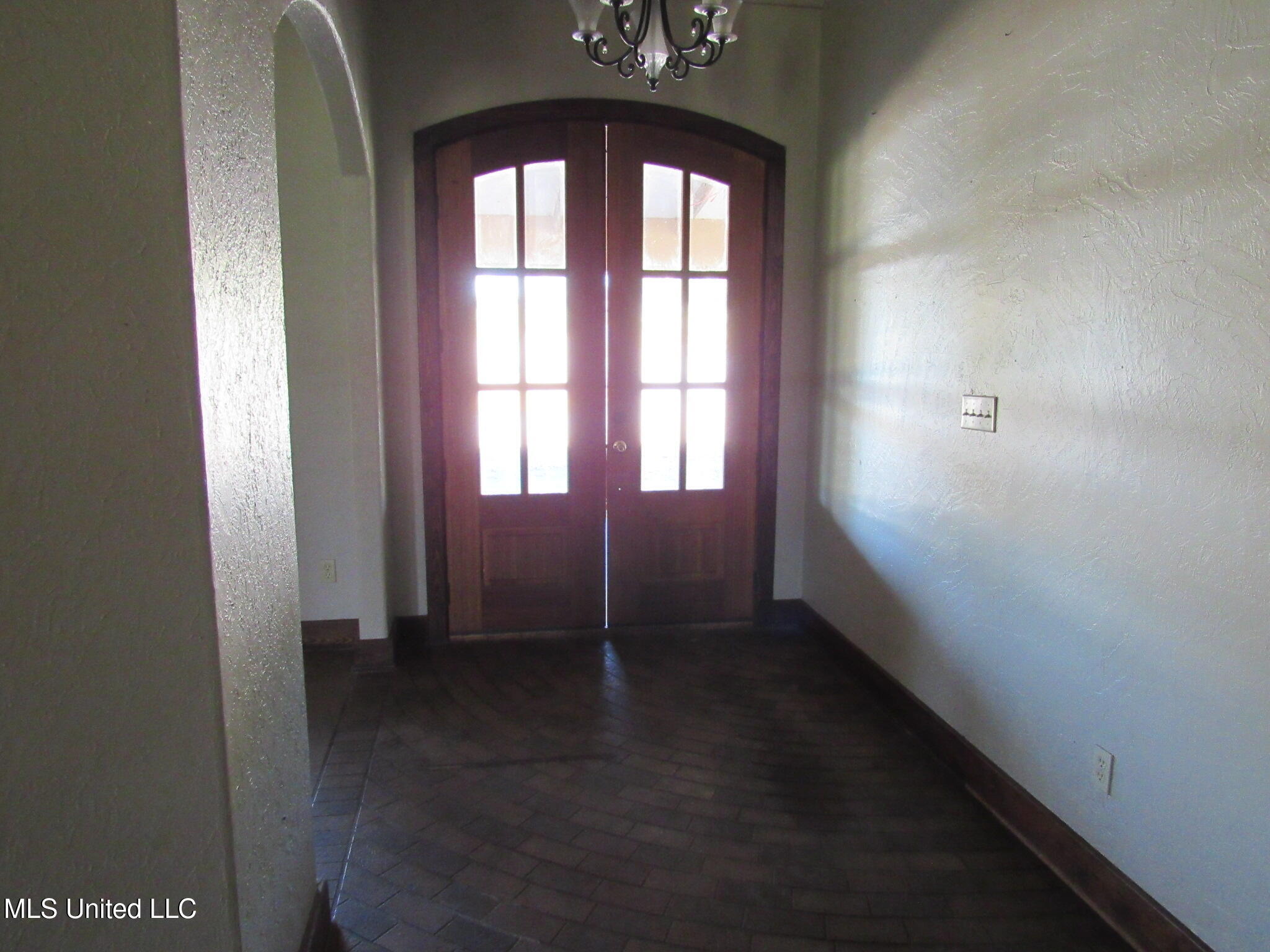 981 Woolfolk Road Senatobia, MS 38668 - Photo 7 of 25 IMG_6329
