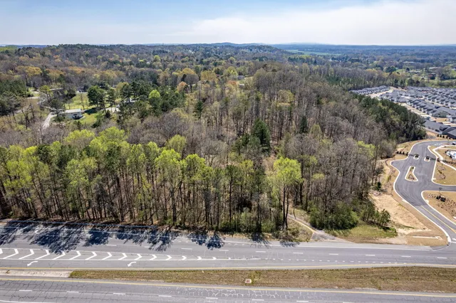 $370,000 | 3966 Battlefield Parkway, Ringgold, GA 30736