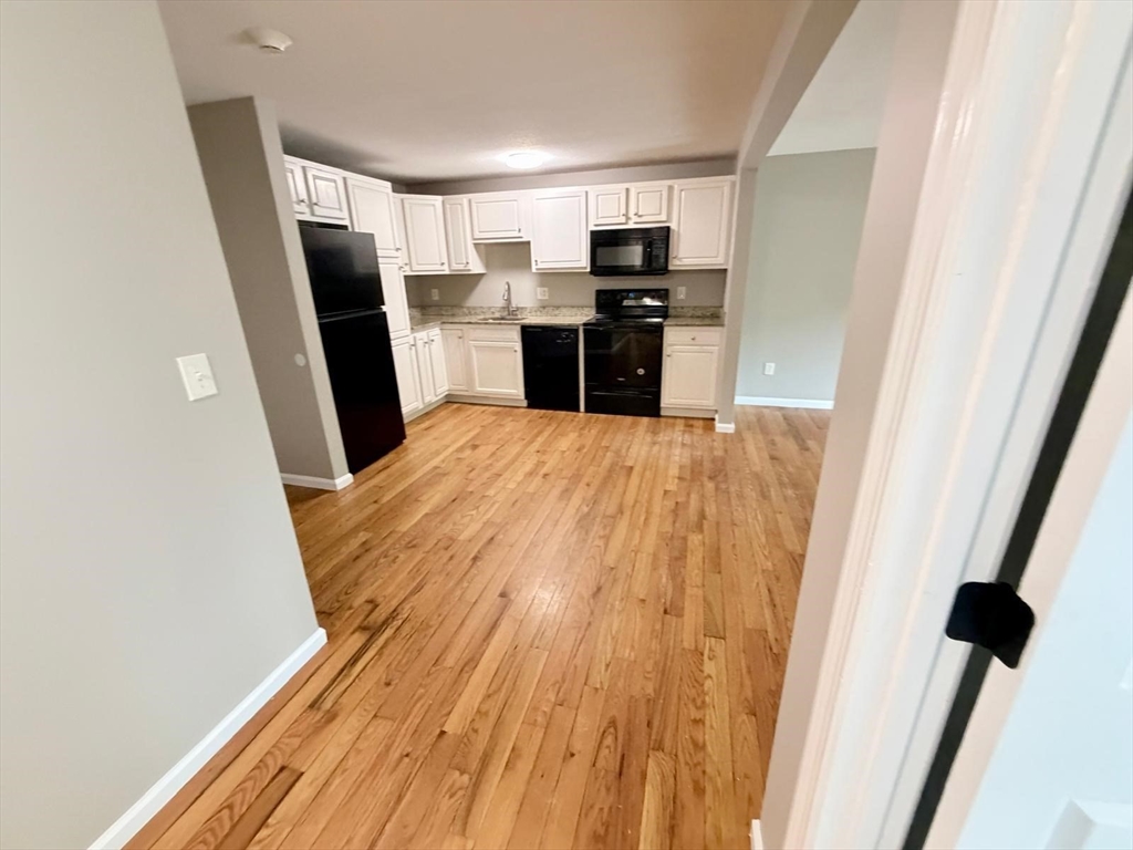 20 Abbey Road, Unit 206 Leominster, MA 01453 - Photo 3 of 23