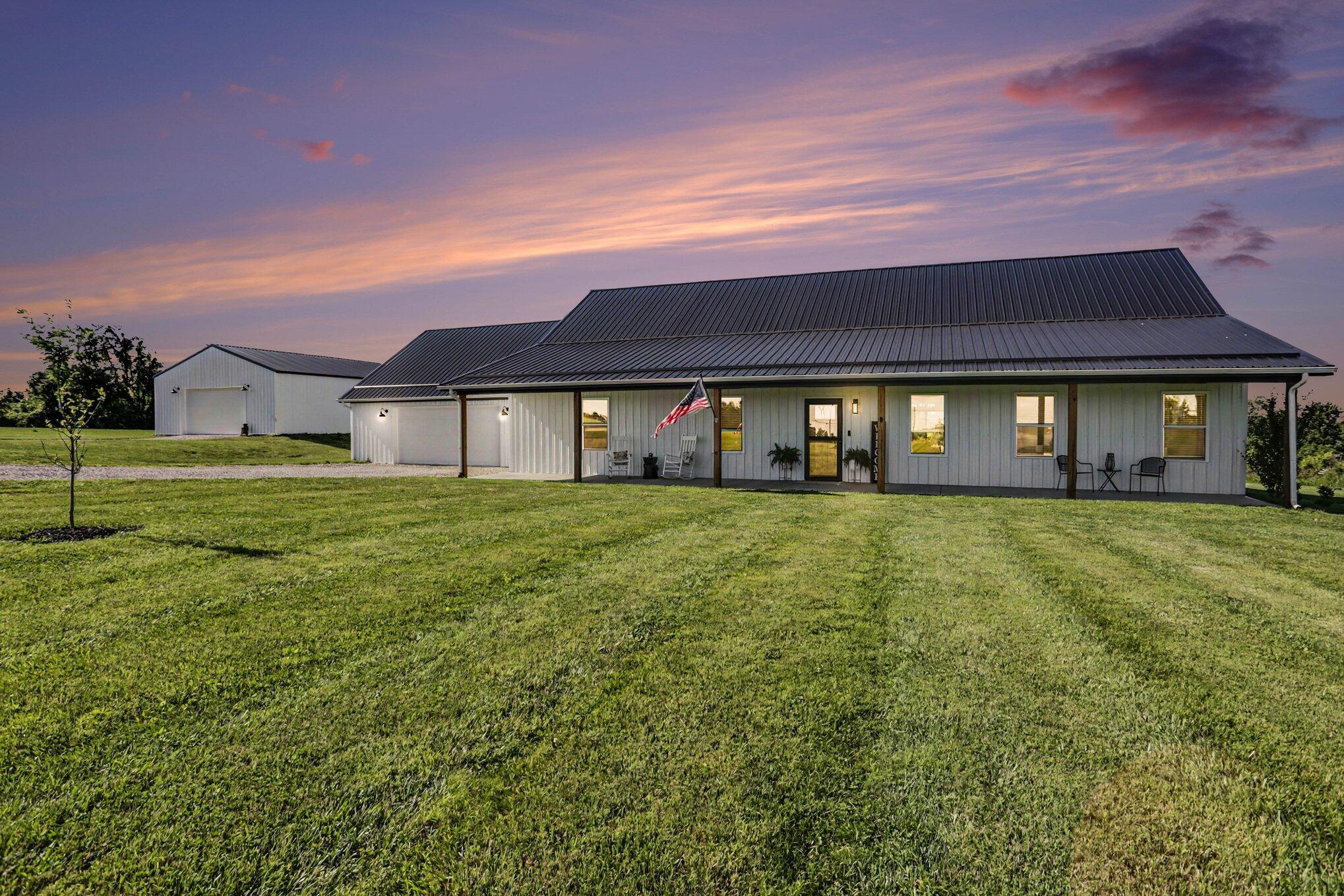 7101 Pleasantview Road Southeast Lancaster, OH 43130 - Photo 1 of 40