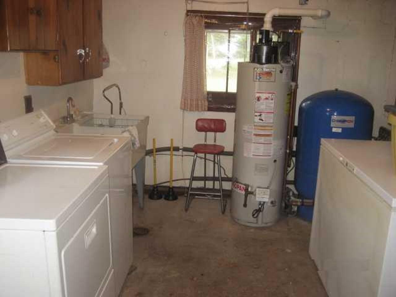 4270 Wallace Road, Unit 3 Mercer, WI 54547 - Photo 12 of 32 Gallery Image 12