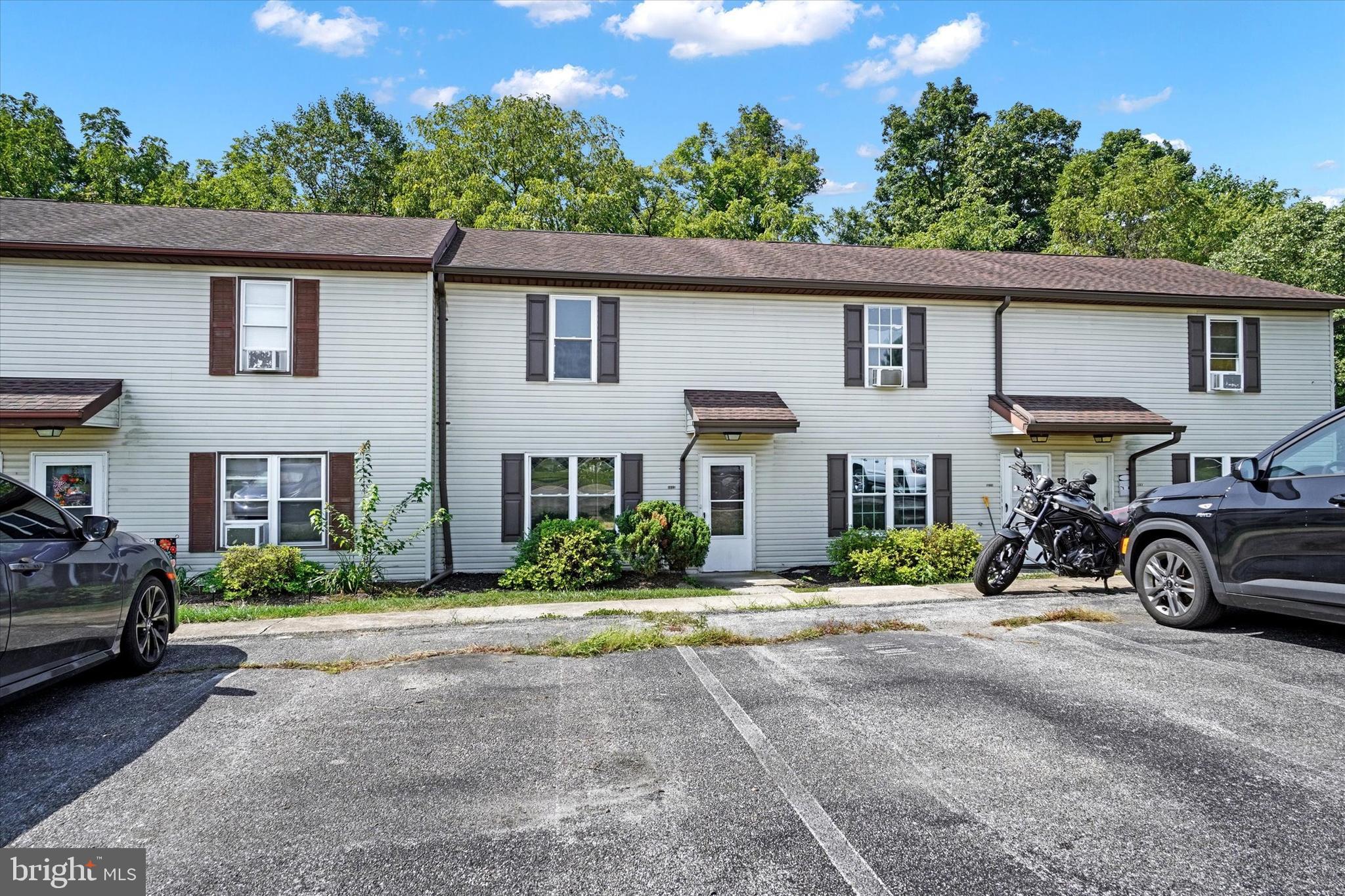3117 Galaxy Road Dover, PA 17315 - Photo 2 of 24 Gallery Image 2