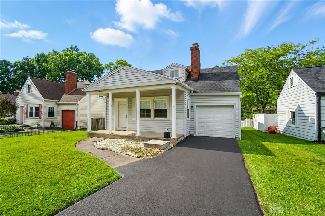 1437 Abingdon Road Kettering, OH 45409 - Photo 3 of 25
