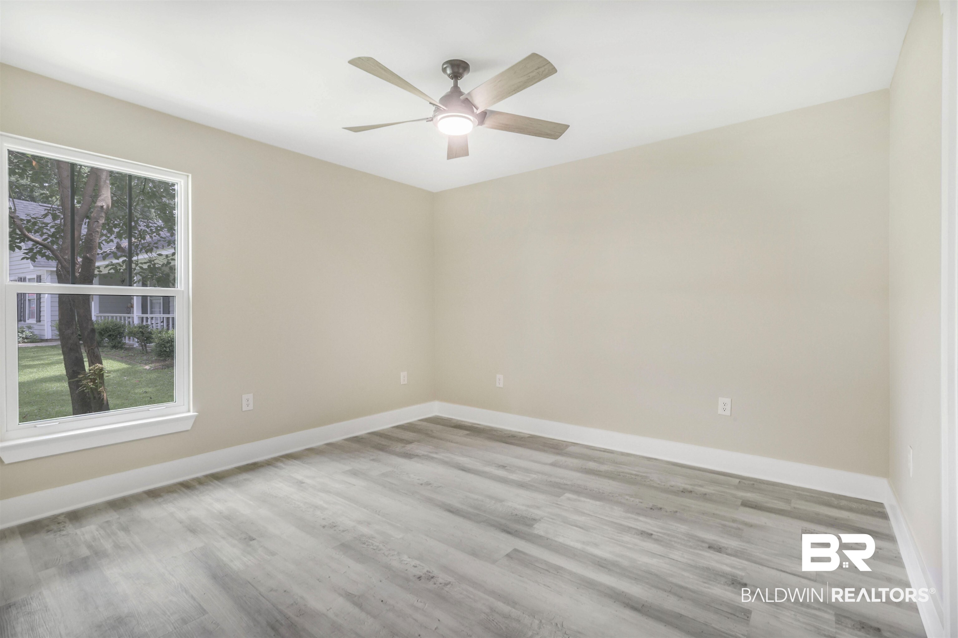 114 Michael Loop Daphne, AL 36526 - Photo 17 of 24