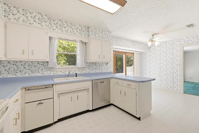 $300,000 | 1920 Lawson Road, Tallahassee, FL 32308