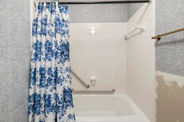 $300,000 | 1920 Lawson Road, Tallahassee, FL 32308