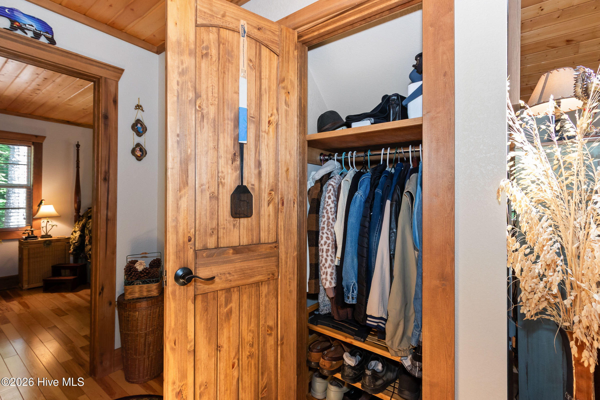 1070 Burger Road Murphy, NC 28906 - Photo 39 of 55 Guest closet