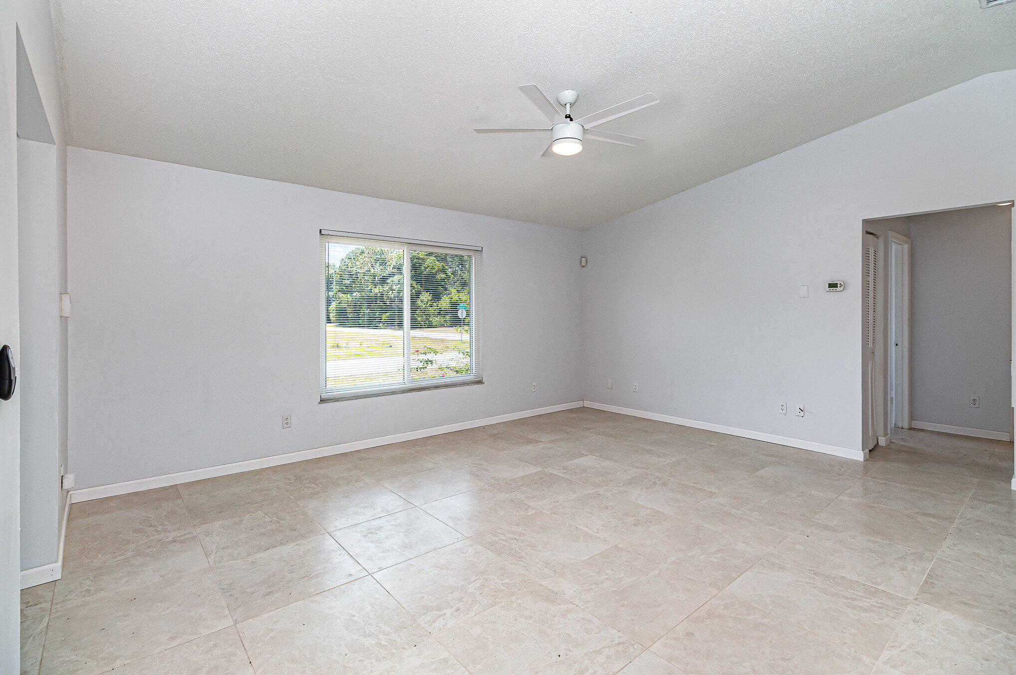 971 Gulfport Road Southeast Palm Bay, FL 32909 - Photo 5 of 23 010_i77a2142-edit