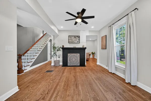$272,500 | 416 Manchester Street, Aurora, IN 47001