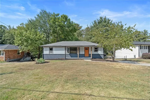 $2,500 | 33 Smyrna Powder Springs Road Southeast, Marietta, GA 30060