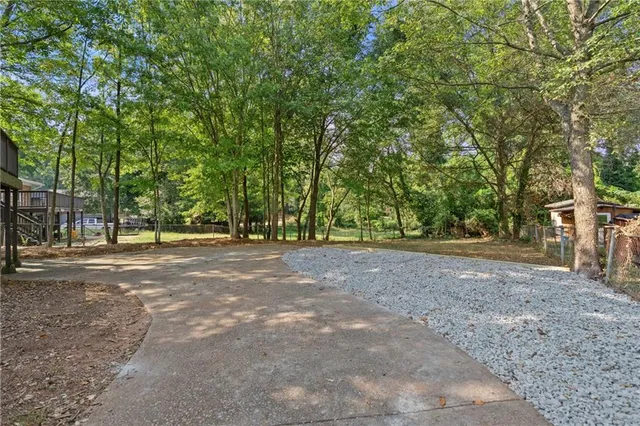 $2,500 | 33 Smyrna Powder Springs Road Southeast, Marietta, GA 30060