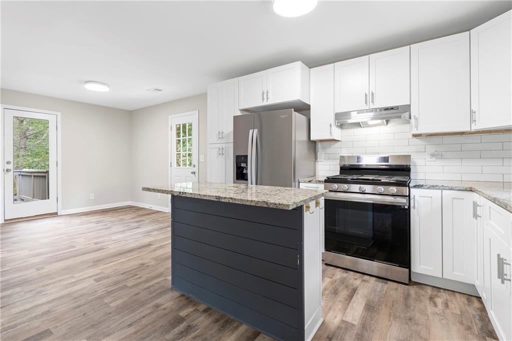 33 Smyrna Powder Springs Road Southeast Marietta, GA 30060 - Photo 10 of 35