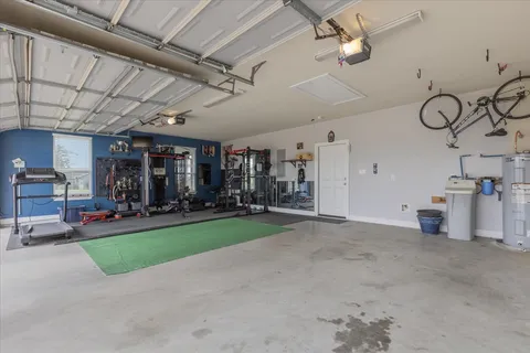 $825,000 | 104 West Vienna Drive, Hutto, TX 78634