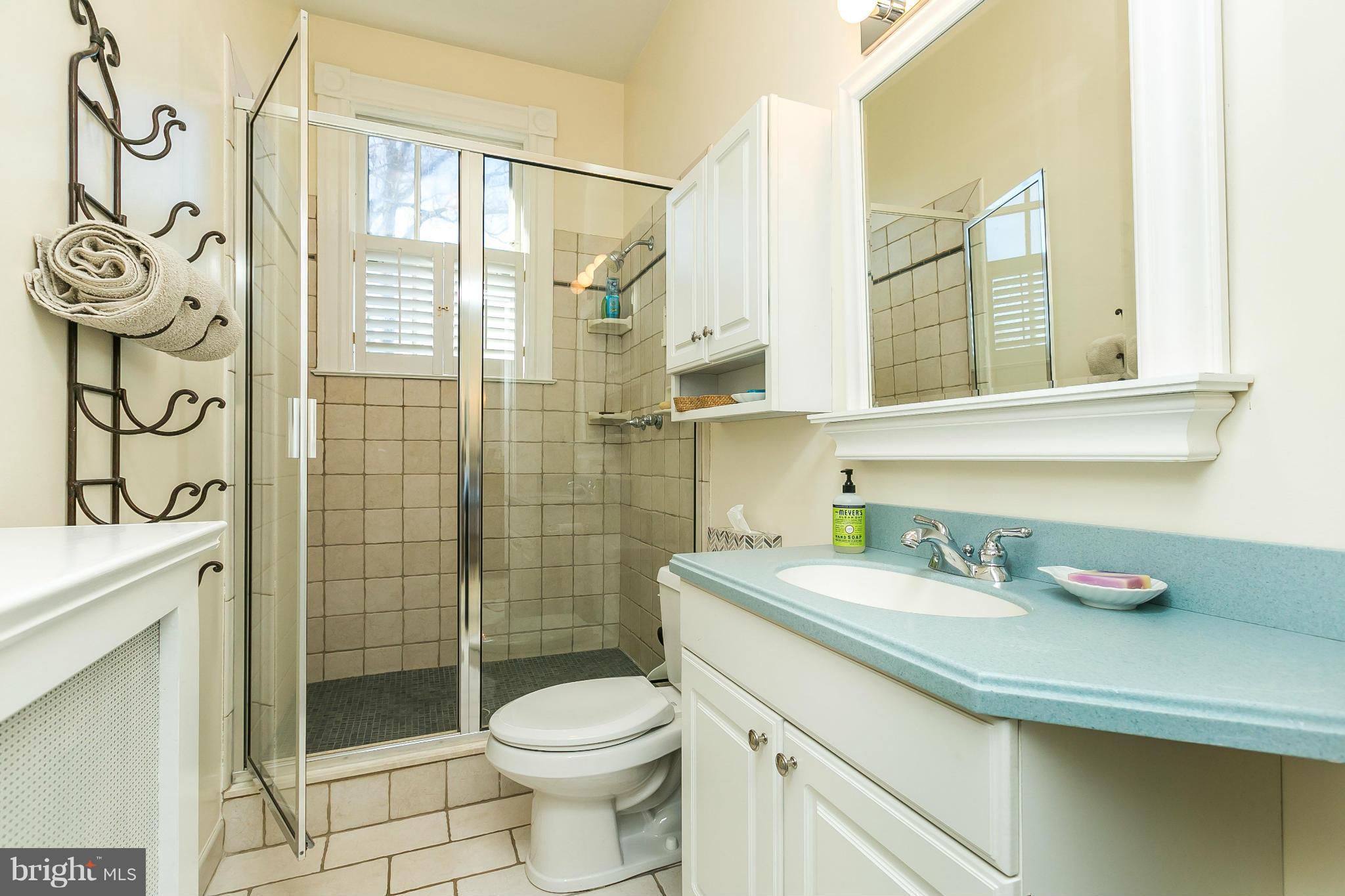 1820 Circle Road Baltimore, MD 21204 - Photo 18 of 30 Bath